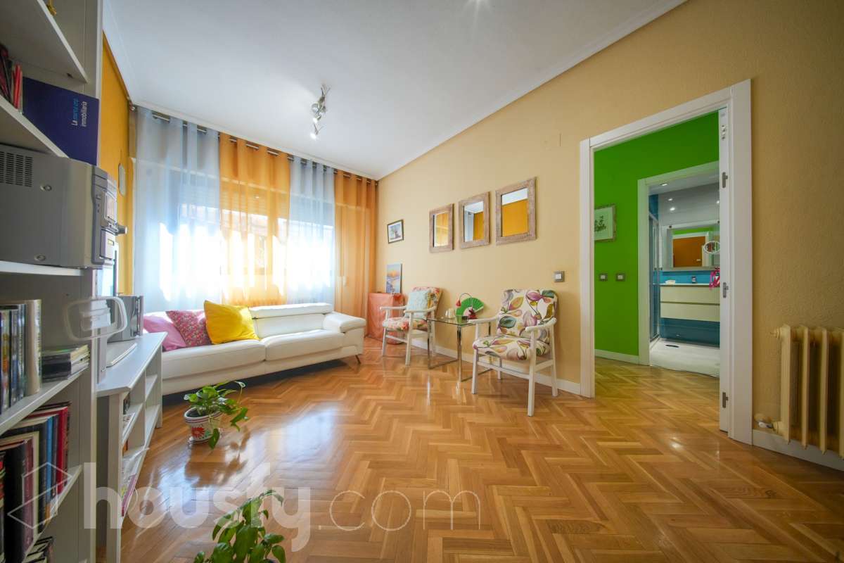 Piso en venta en Calle Pando, Tetuán, Madrid-0
