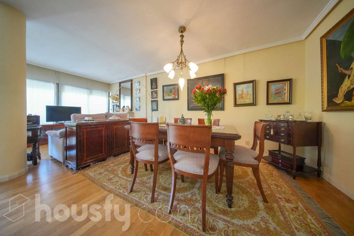 Casa en venta en Calle Jesús Gil González,  Pozuelo de Alarcón-2