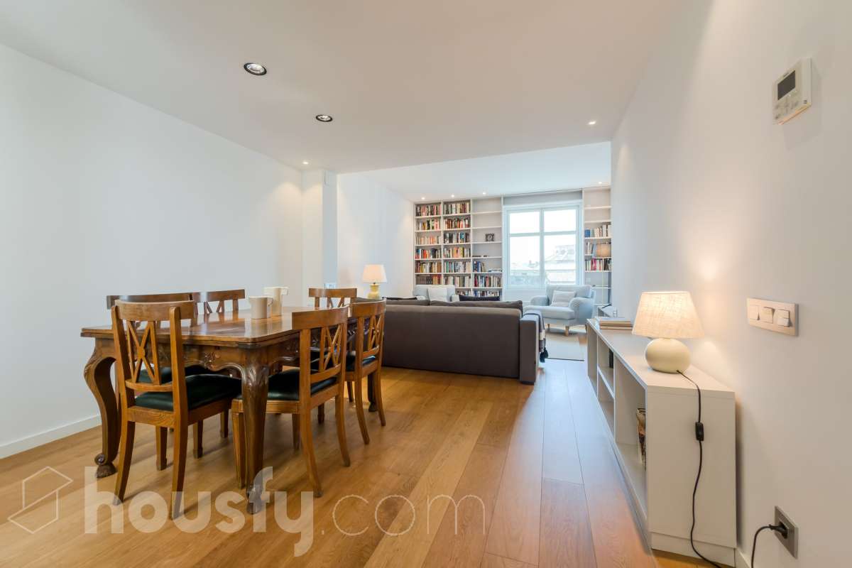 Piso en venta en Calle Via laietana, Ciutat Vella, Barcelona-1
