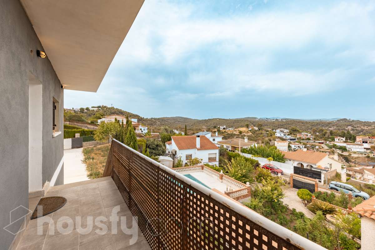 Casa en venta en Suria,  Calafell-1