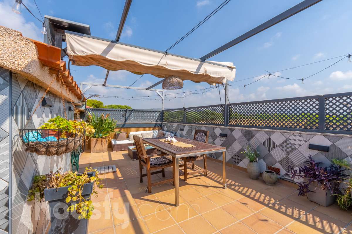 Dúplex en venta en Carrer Del Rasot,  Vilanova i la Geltrú-0