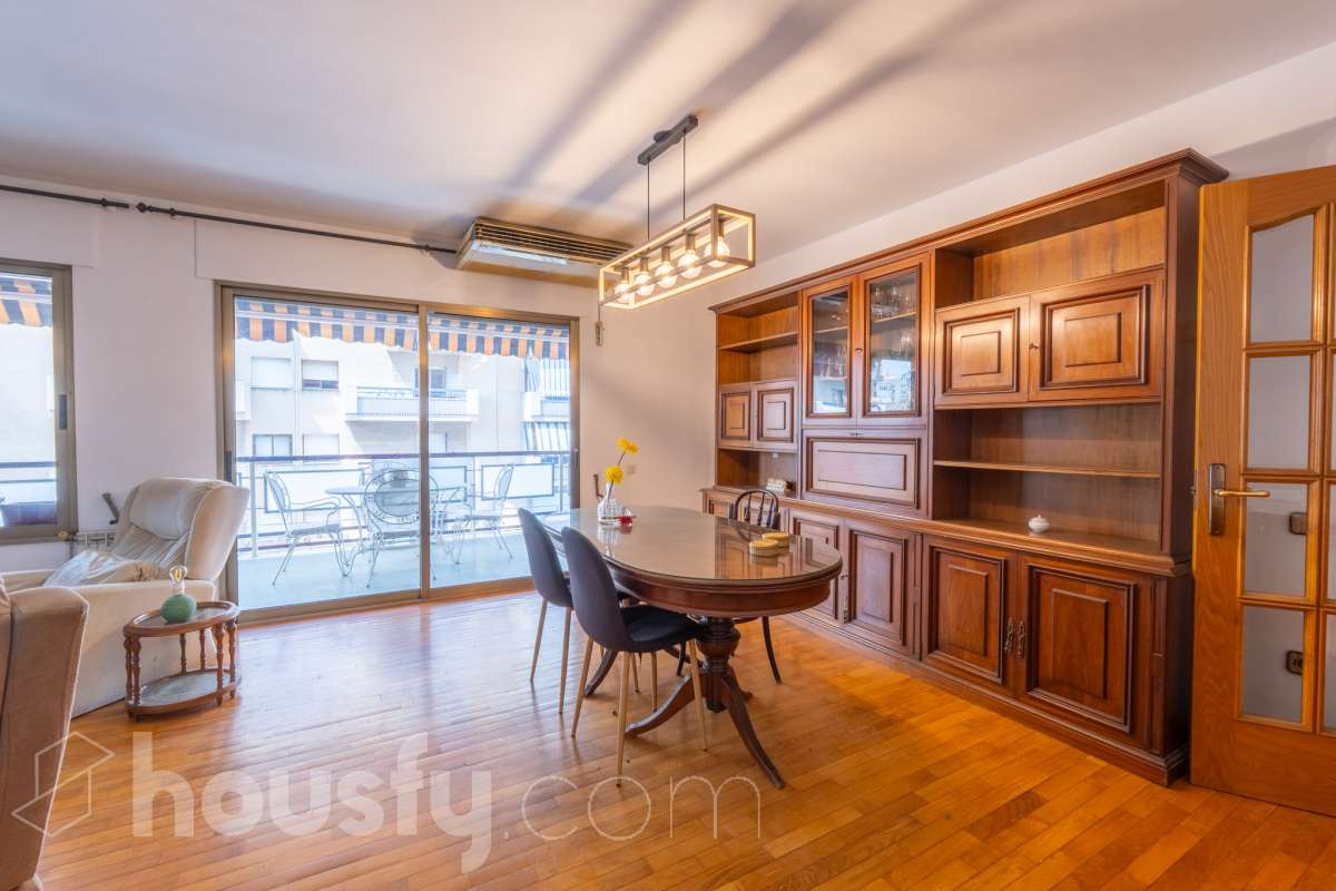 Piso en venta en Calle Josep coroleu,  Vilanova i la Geltrú-1