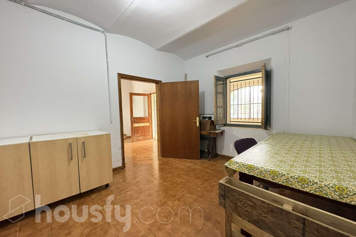 Casa en venta en Avenida Alt emporda,  Báscara-3