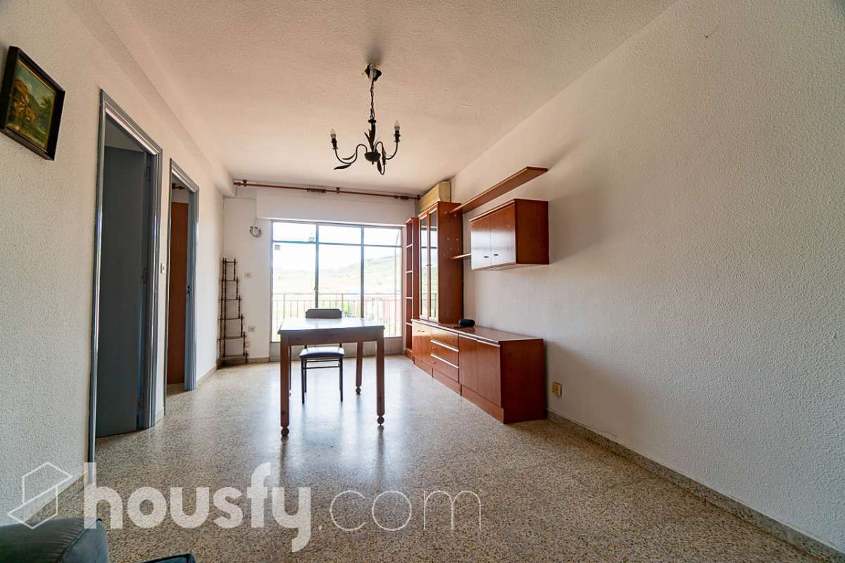 Piso en venta en Calle Periodista Luis de Vicente, Polig.Cartuja - Barriada la Paz, Granada-1