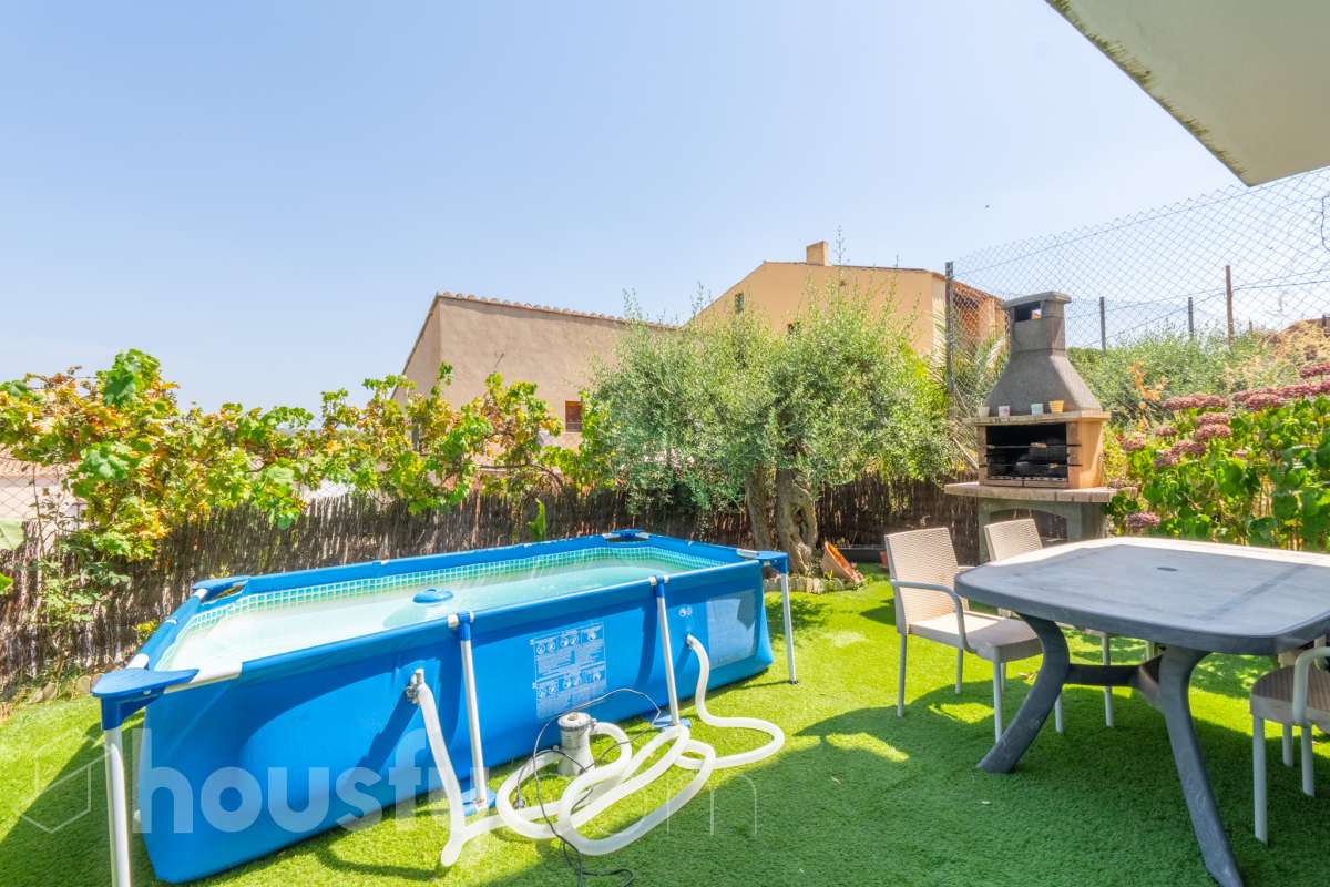 Casa en venta en Calle Sant isidre,  Font-Rubí-0