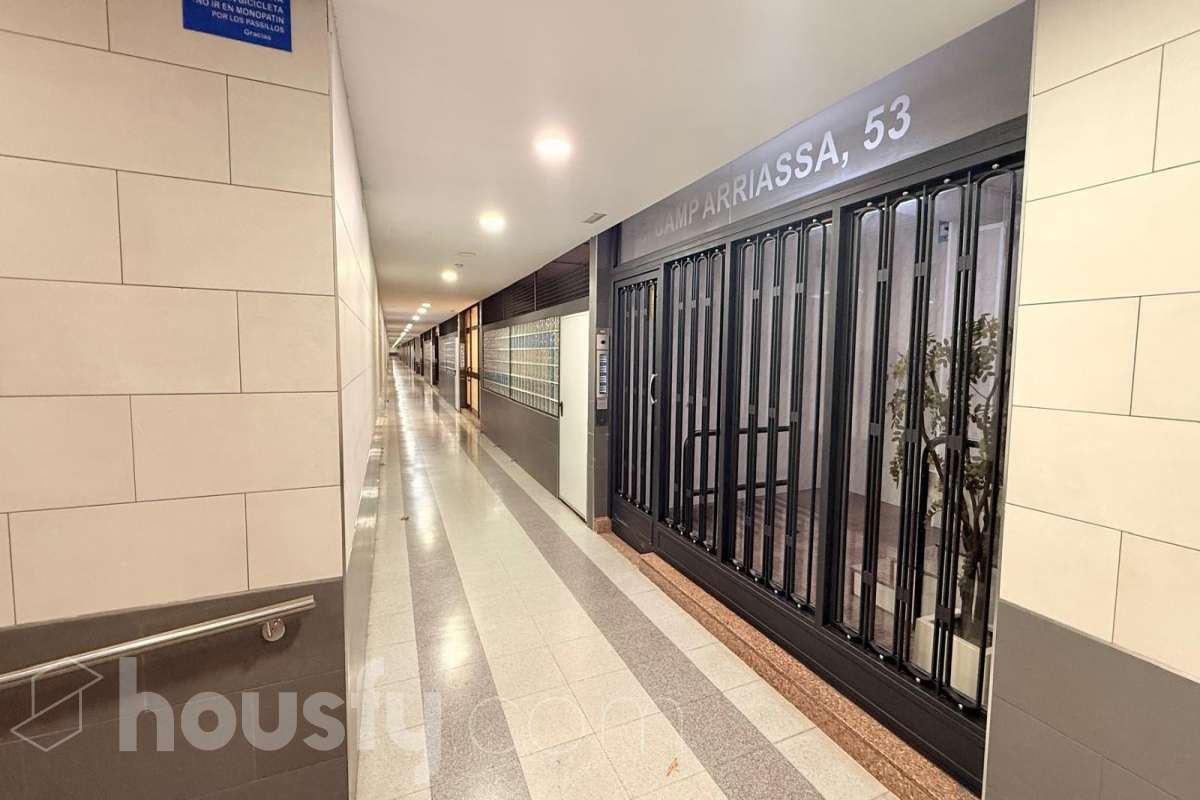 Piso en venta en Carrer del Camp Arriassa, Sant Martí, Barcelona-1