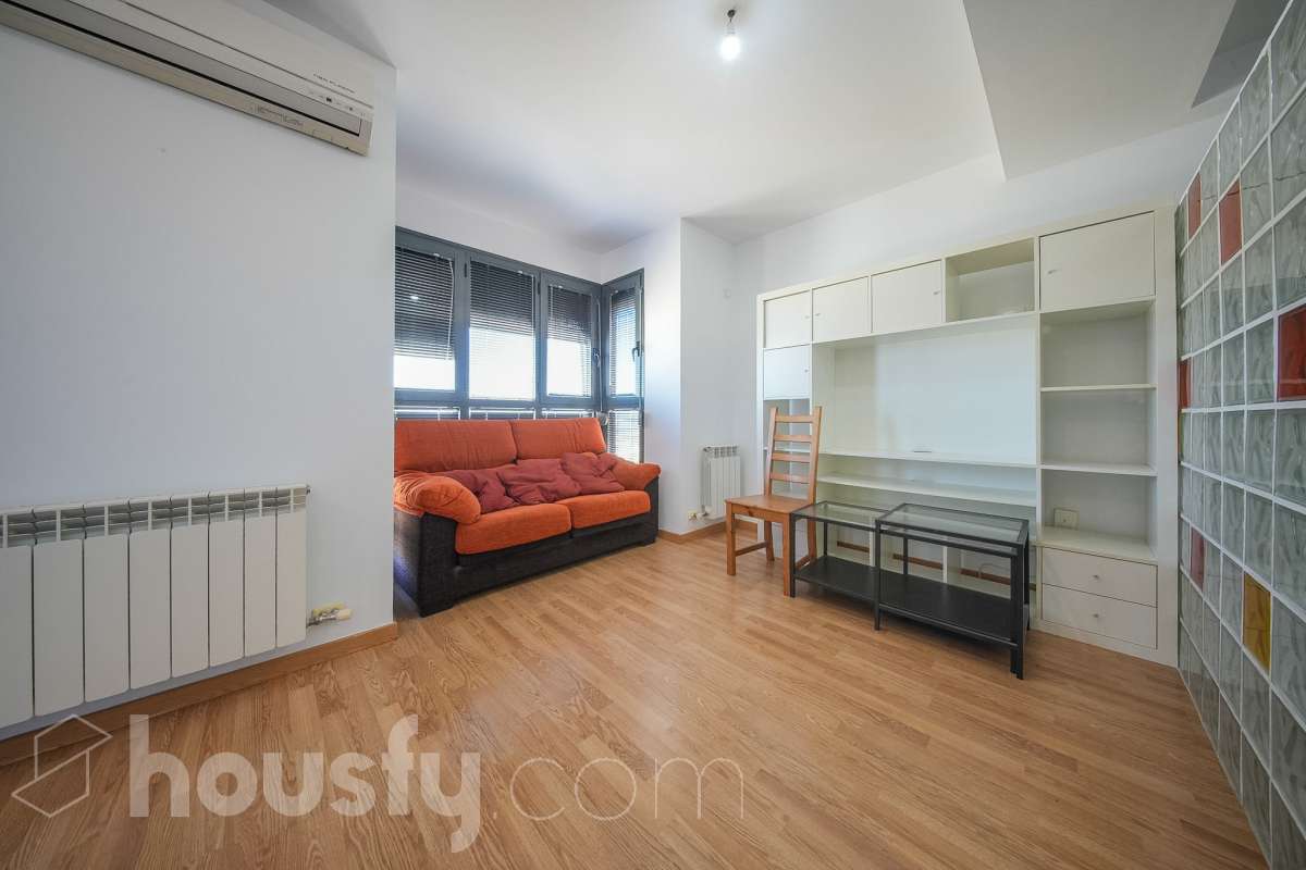 Piso en venta en Avenida Las suertes, Villa de Vallecas, Madrid-1