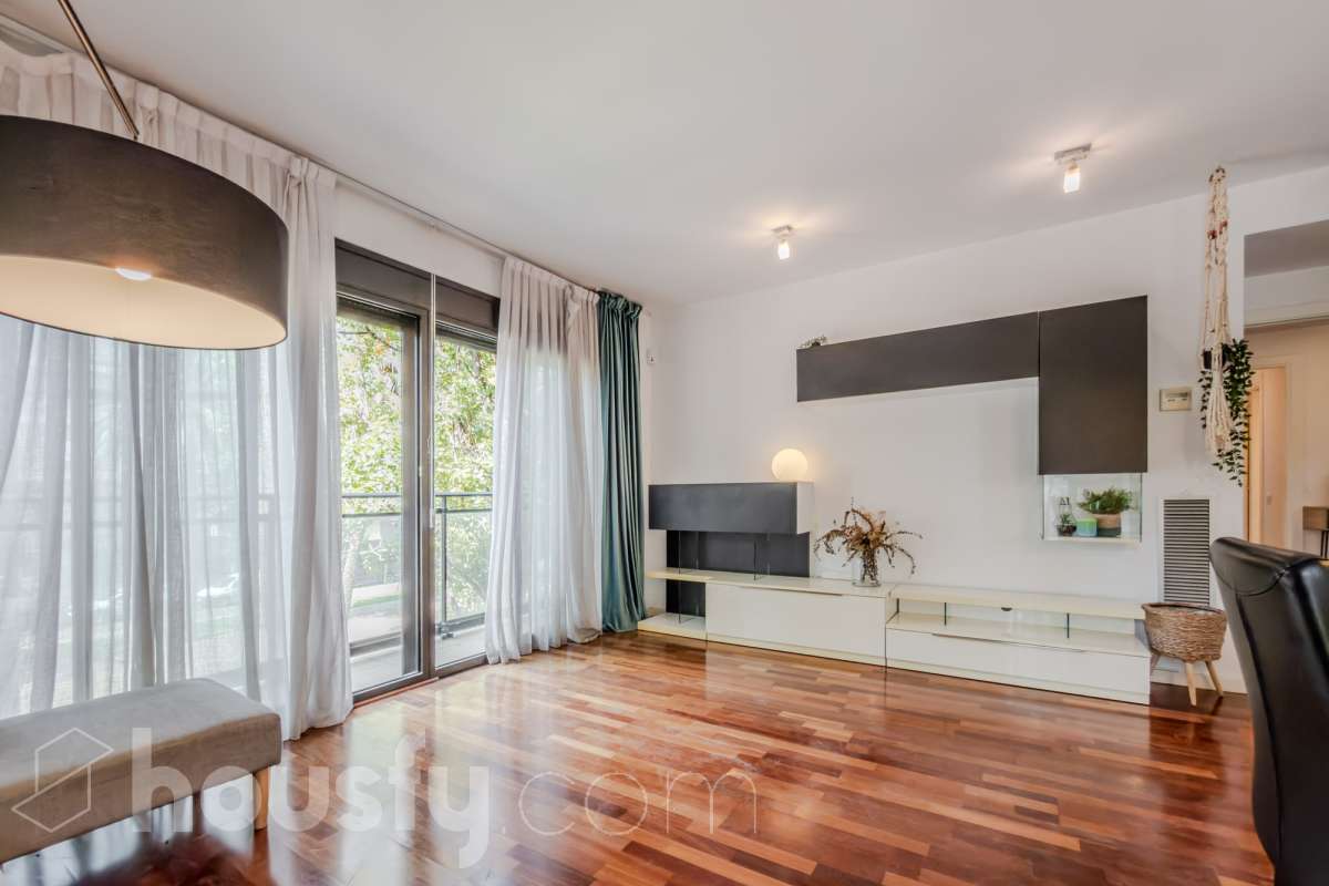 Piso en venta en Calle Ramon Llull,  Sant Adriá de Besós-1