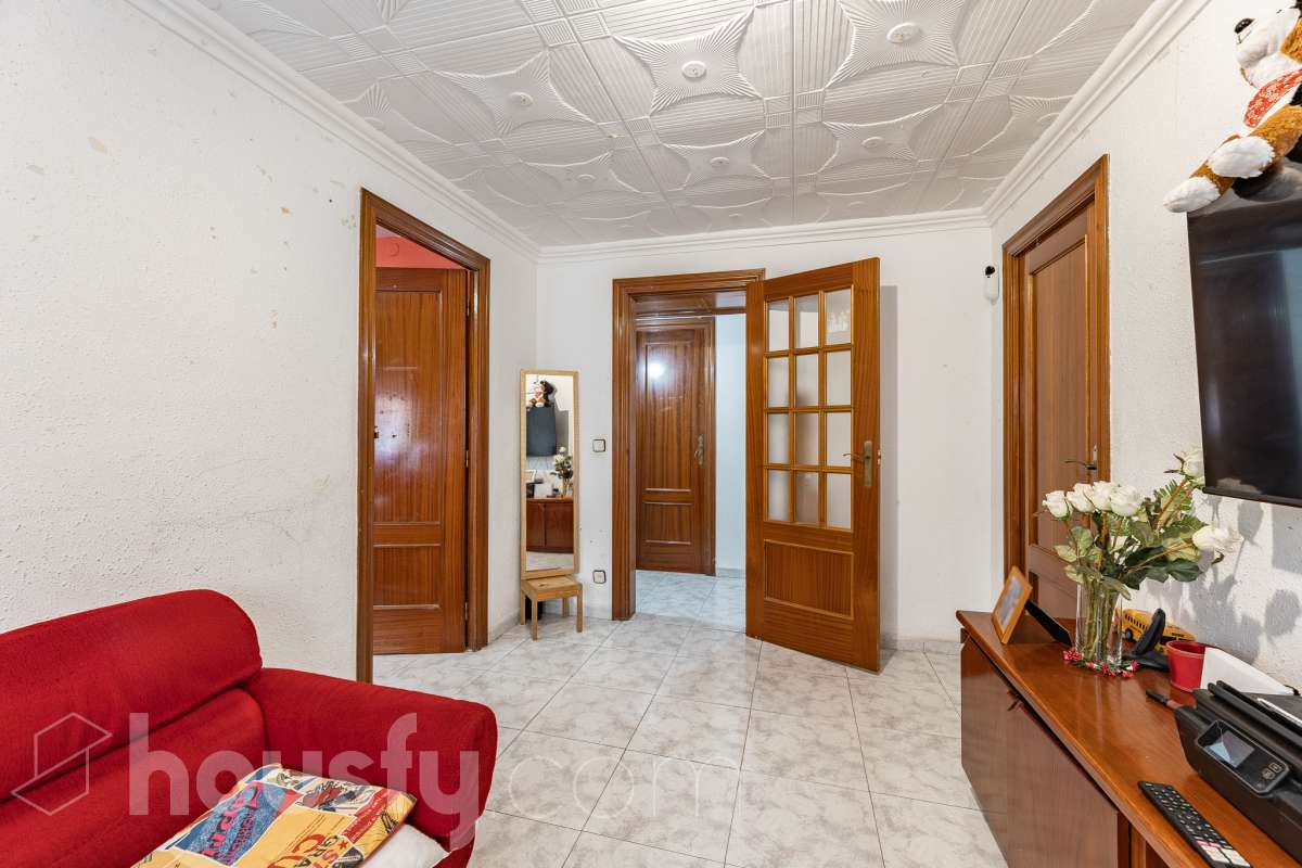 Piso en venta en Carrer Libel·lula, La Florida - Les Planes, L'Hospitalet de Llobregat-4