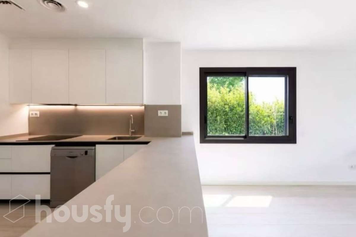 Piso en venta en Carrer del Mestre Ramón Capell,  L'Ametlla del Vallès-0