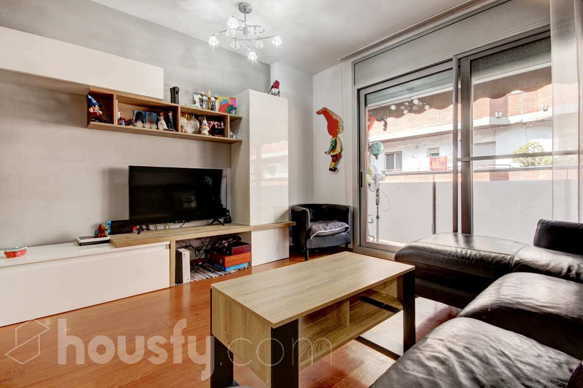 Piso en venta en Calle Independencia,  L'Hospitalet de Llobregat-2