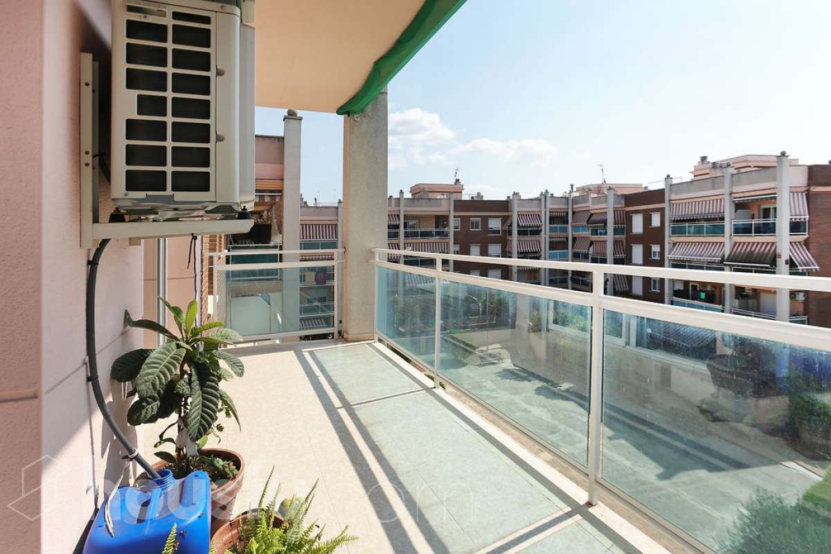 Piso en venta en Calle Narcis Oller,  Tordera-1