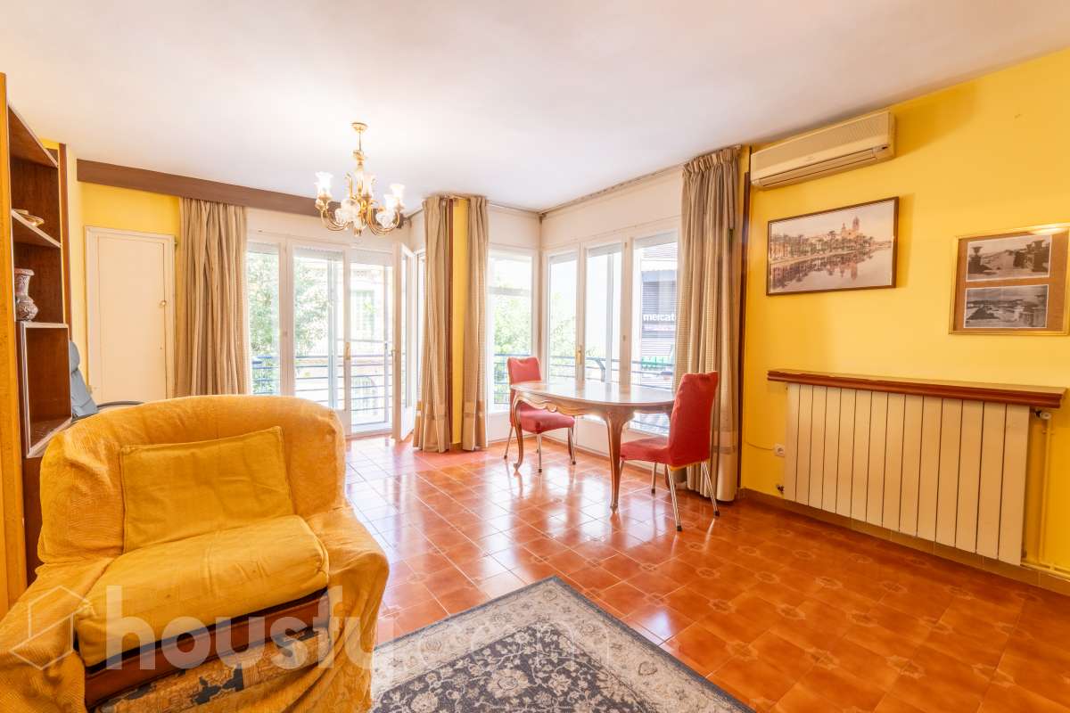 Piso en venta en Calle Artur carbonell,  Sitges-1