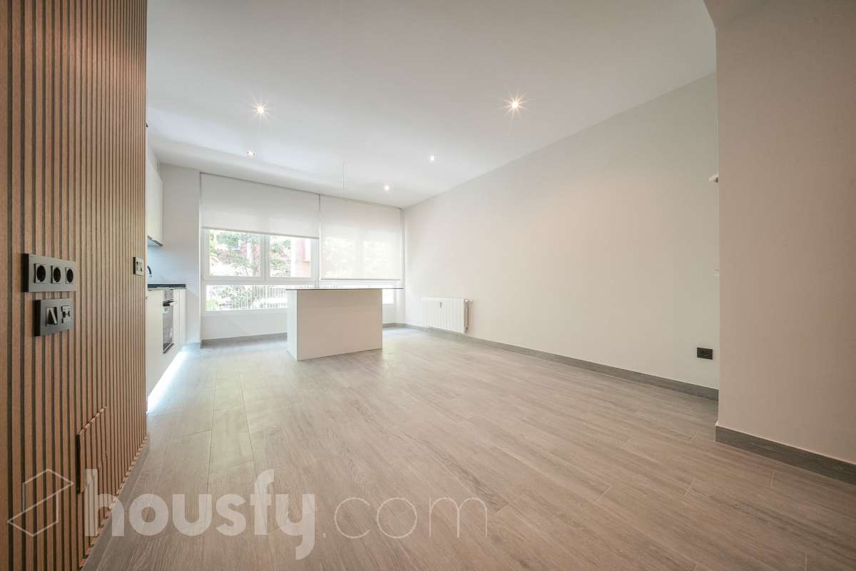 Piso en venta en Calle de Ramos Carrión, Chamartín, Madrid-1