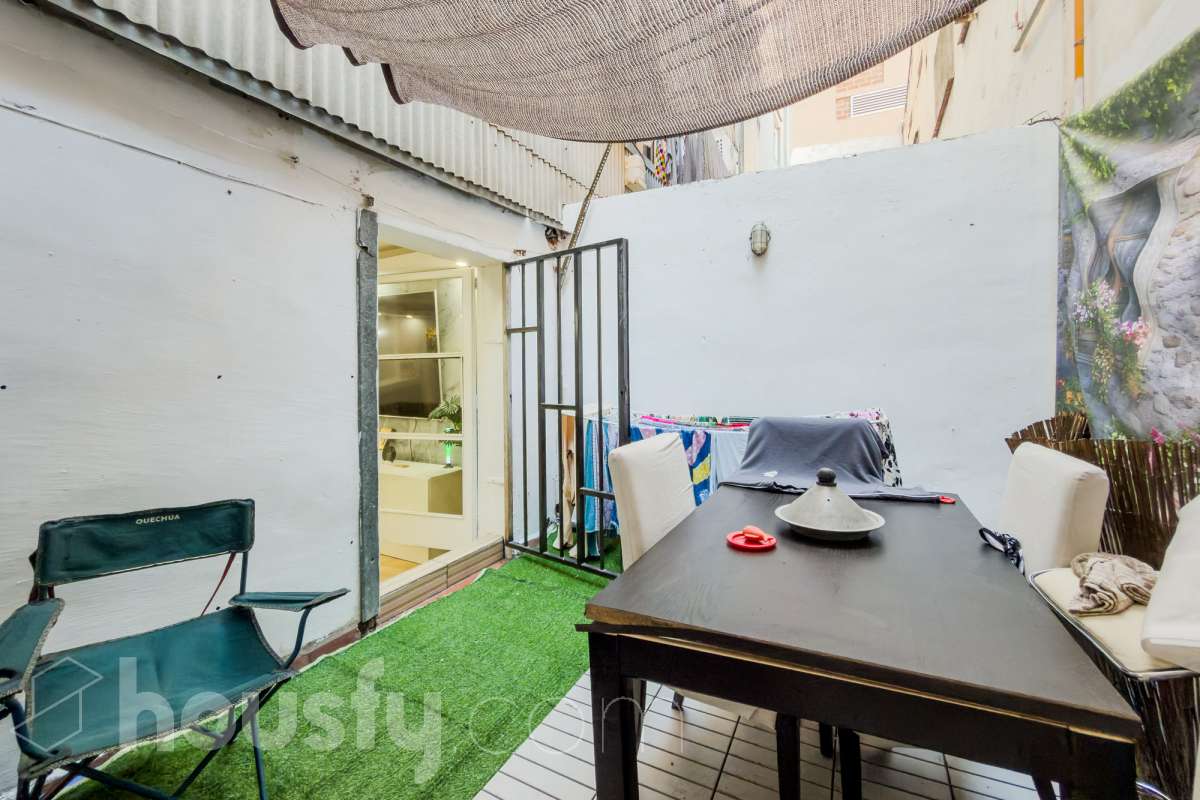 Piso en venta en Carrer de Santa Anna,  Santa Coloma de Gramenet-0