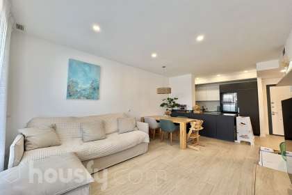 Piso en Calle Francesc macia 4 17180
