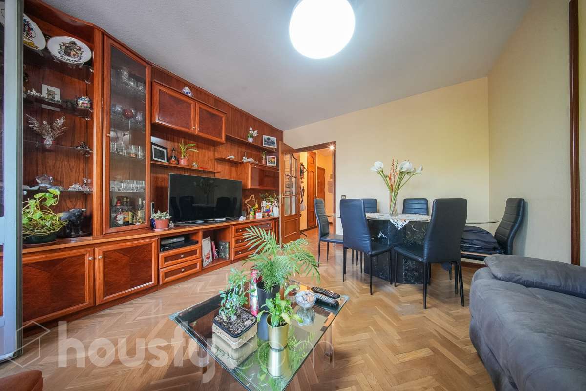 Piso en venta en Calle de Javier de Miguel, Puente de Vallecas, Madrid-0