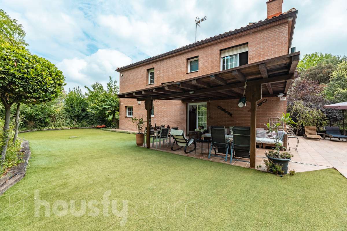 Casa en venta en Carrer de Vallvidrera,  Sant Cugat del Vallès-4