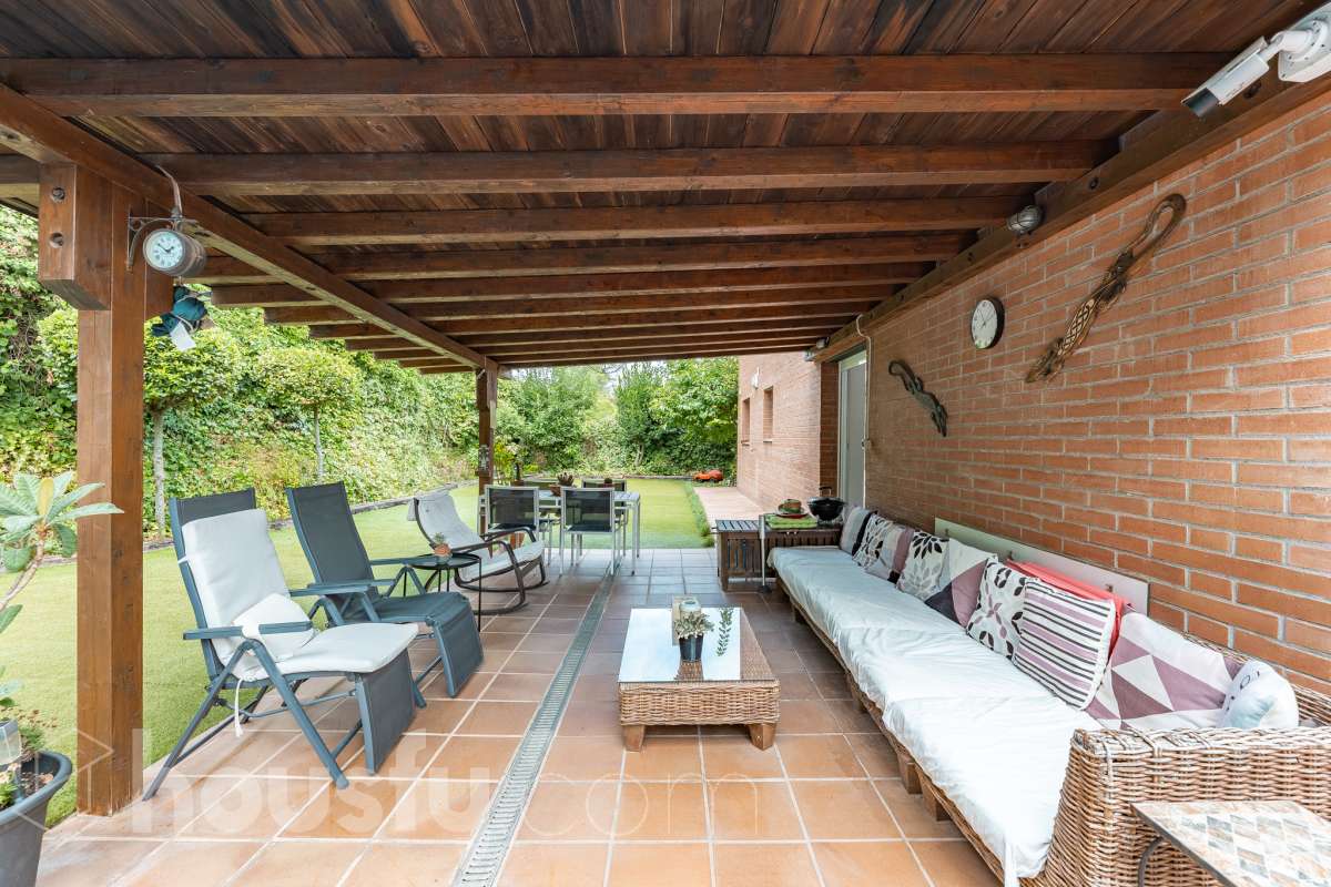 Casa en venta en Carrer de Vallvidrera,  Sant Cugat del Vallès-3