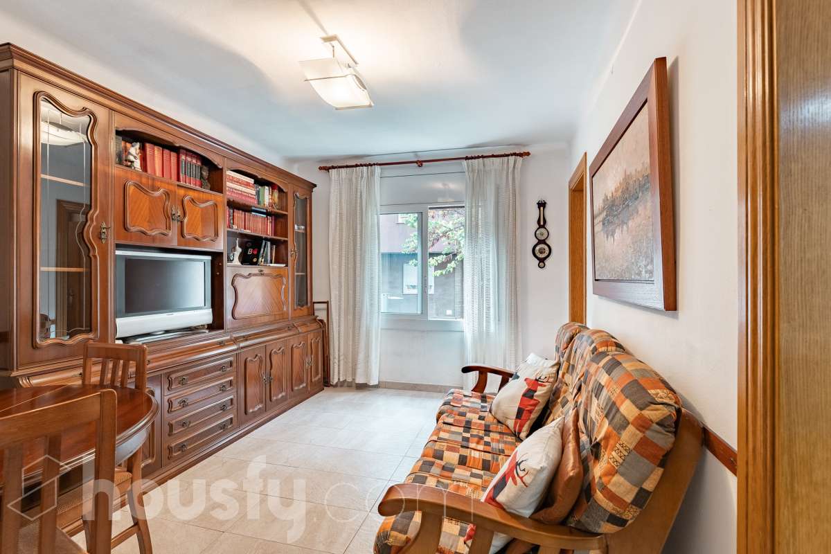 Piso en venta en Calle Fastenrath, Horta Guinardó, Barcelona-0