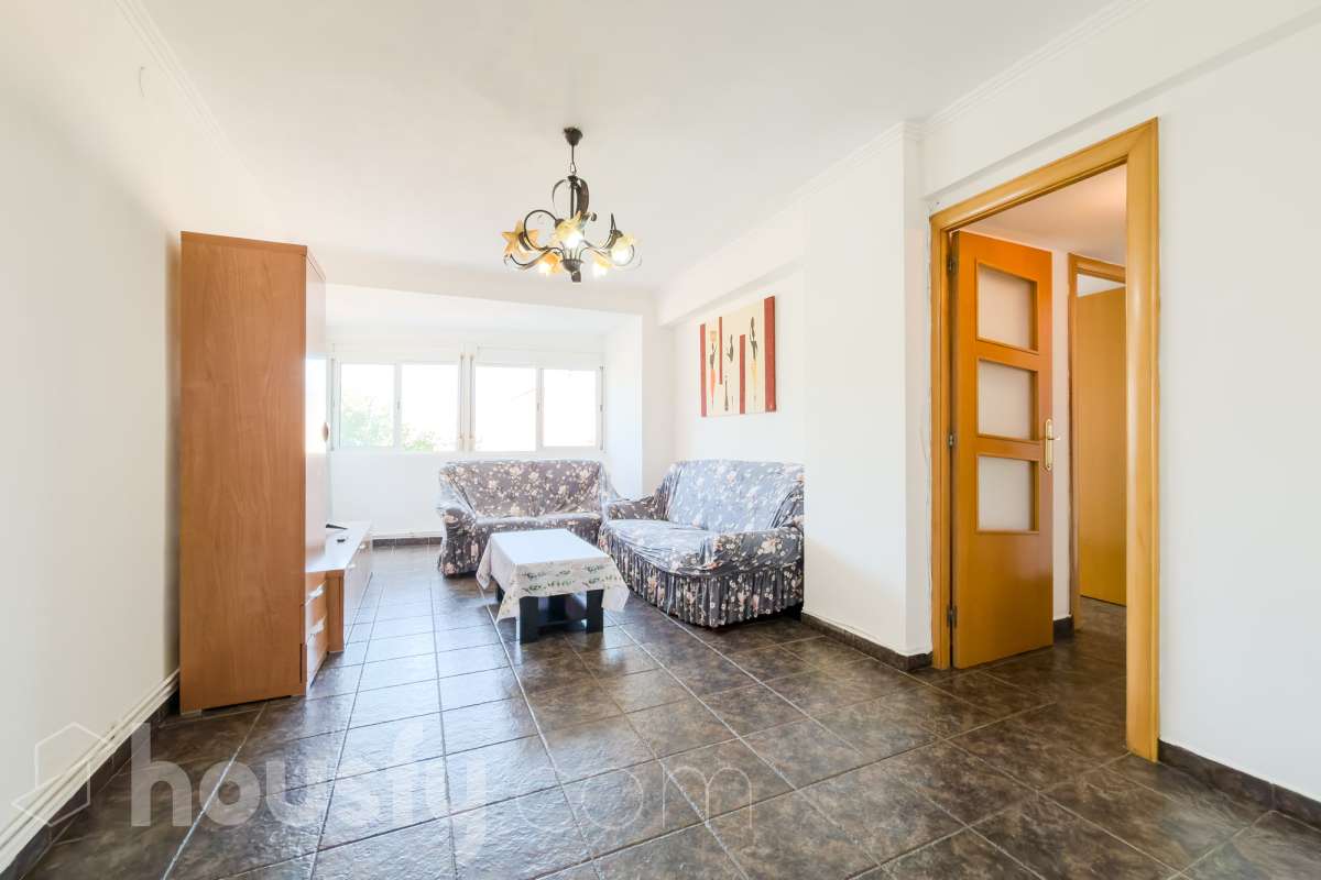 Piso en venta en Carrer del Pedraforca, Nou Barris, Barcelona-1