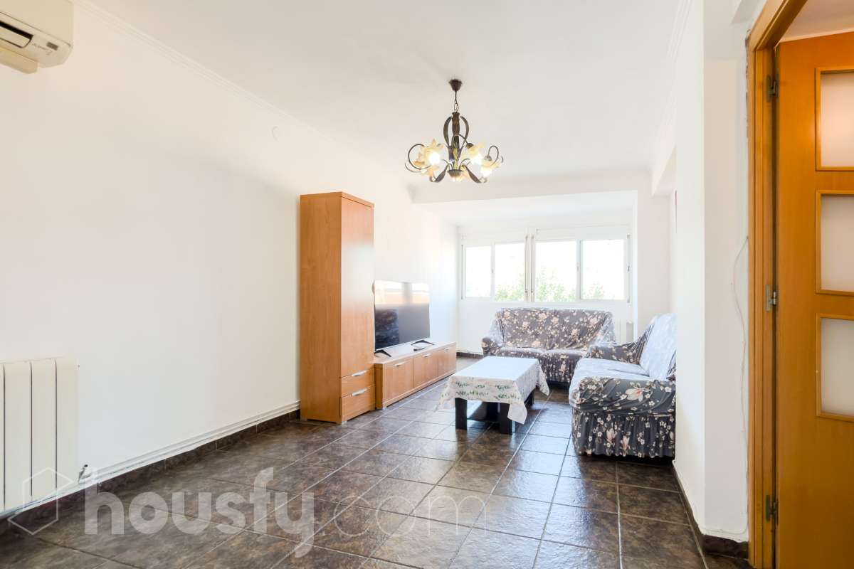 Piso en venta en Carrer del Pedraforca, Nou Barris, Barcelona-0