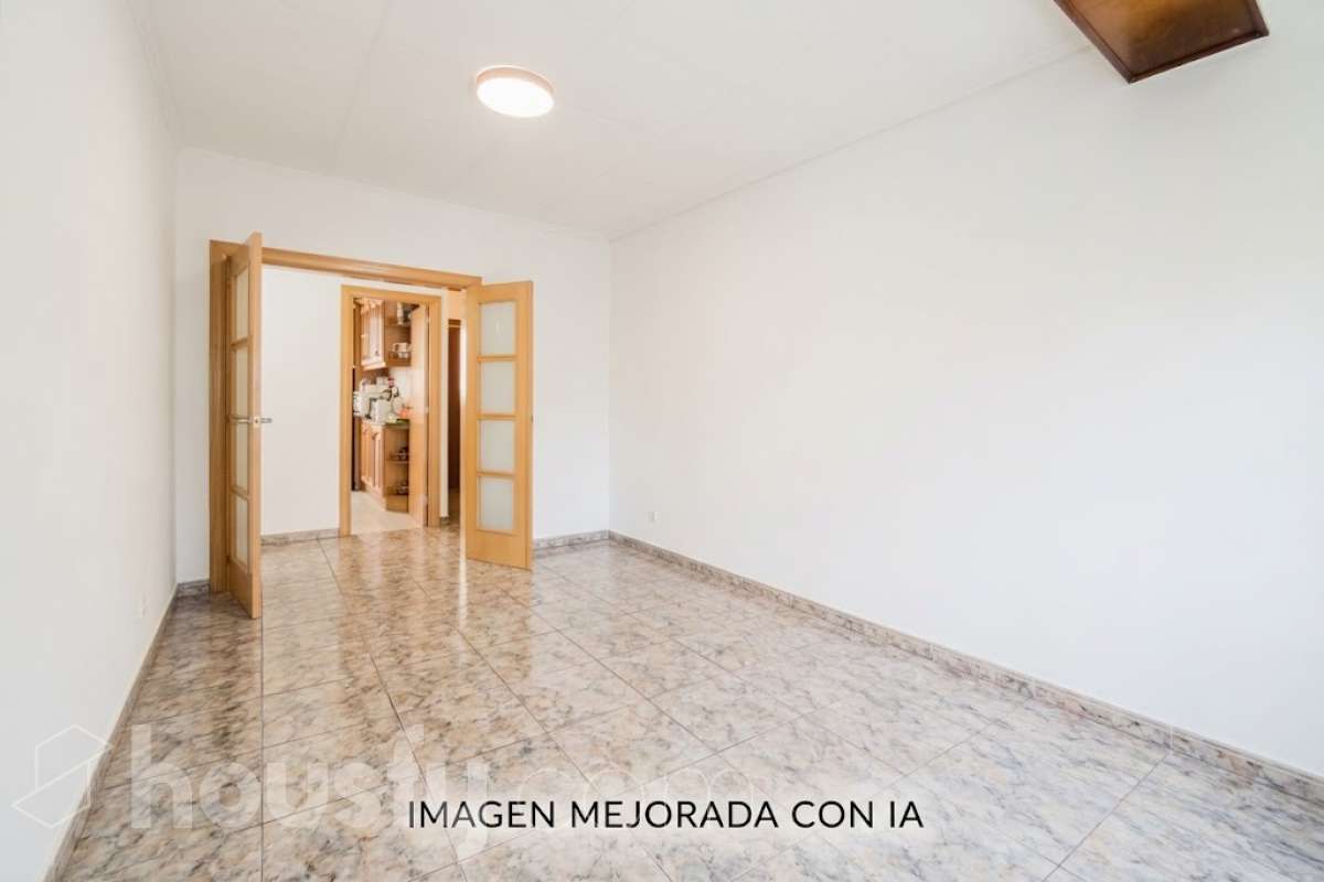 Piso en venta en Paseo Valldaura 178 08042, Nou Barris, Barcelona-2