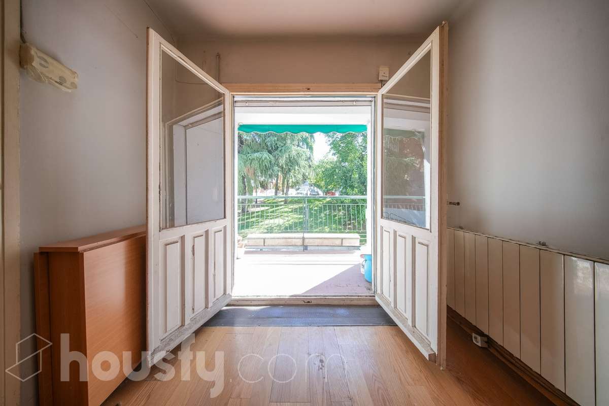 Piso en venta en Calle Caroli, Moncloa, Madrid-1