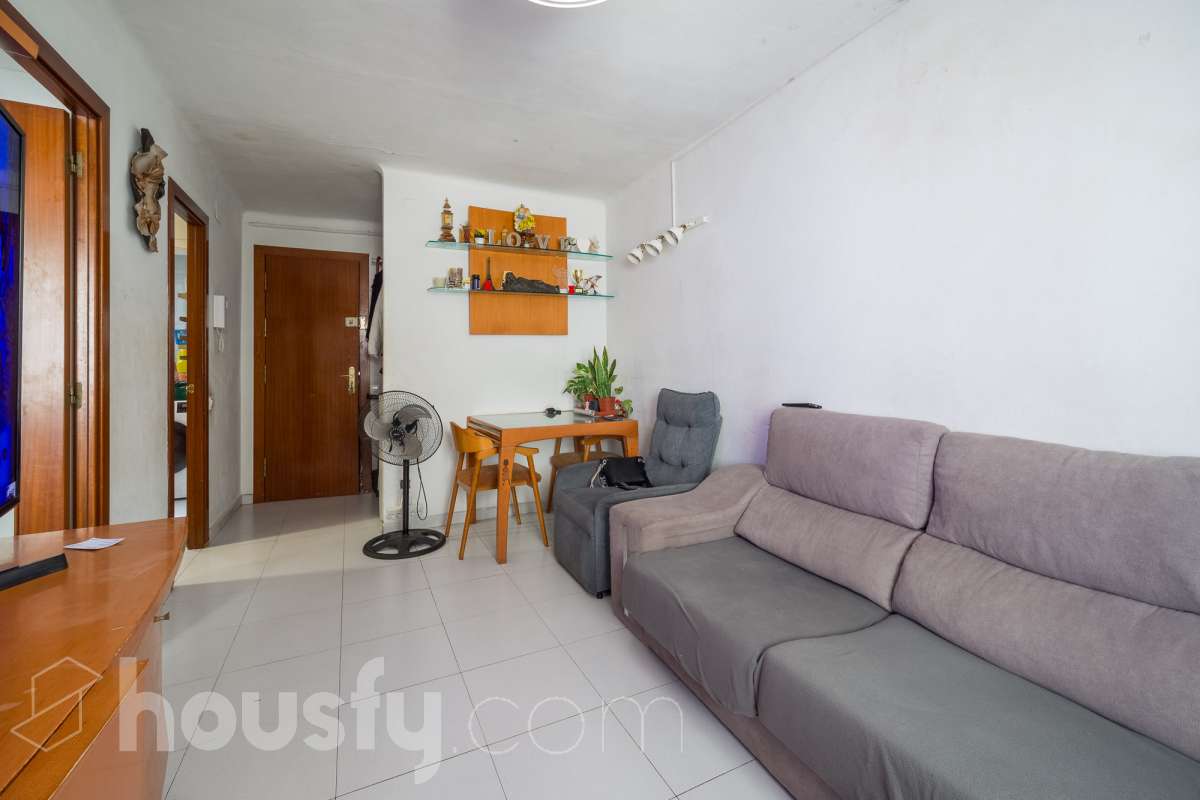 Piso en venta en Carrer del Dr. Torras i Bages,  Santa Coloma de Gramenet-1