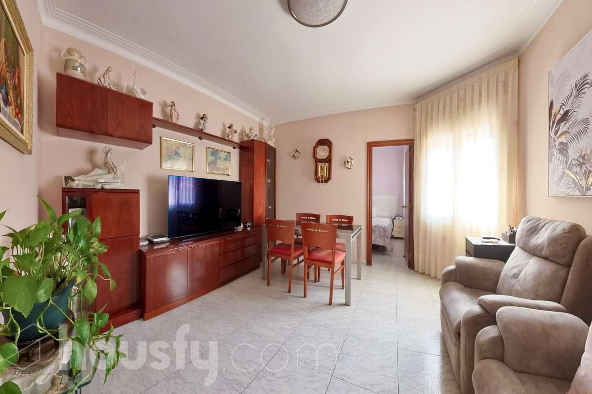 Piso en venta en Carrer de la Plana, Horta Guinardó, Barcelona-0