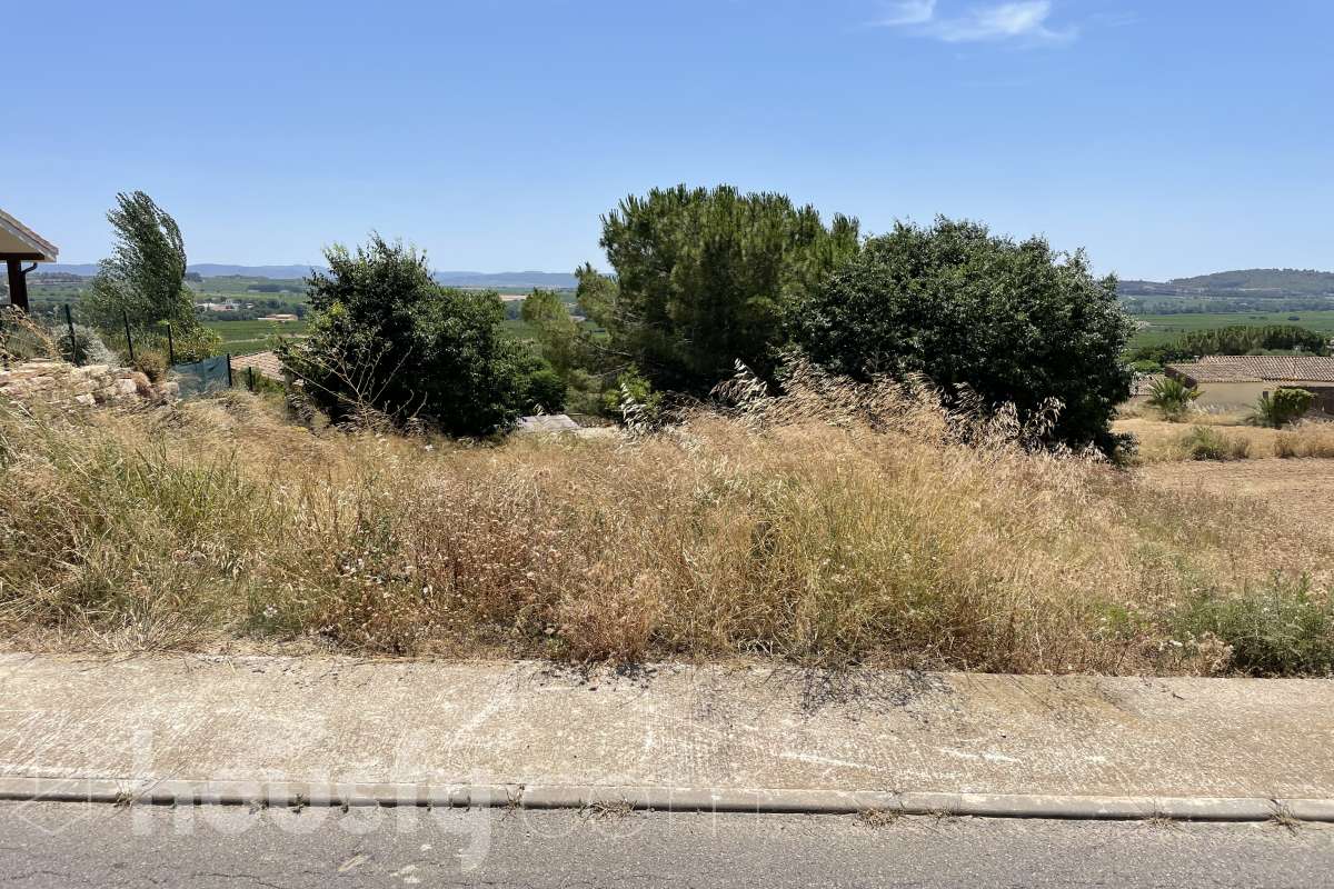 Solar en venta en Carrer Montjuïc,  Vilobí del Penedès-1