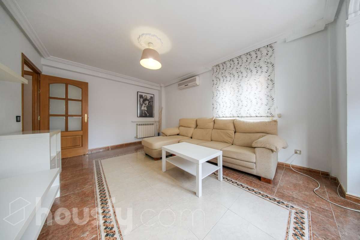 Piso en venta en Calle de Etruria, San Blas, Madrid-0