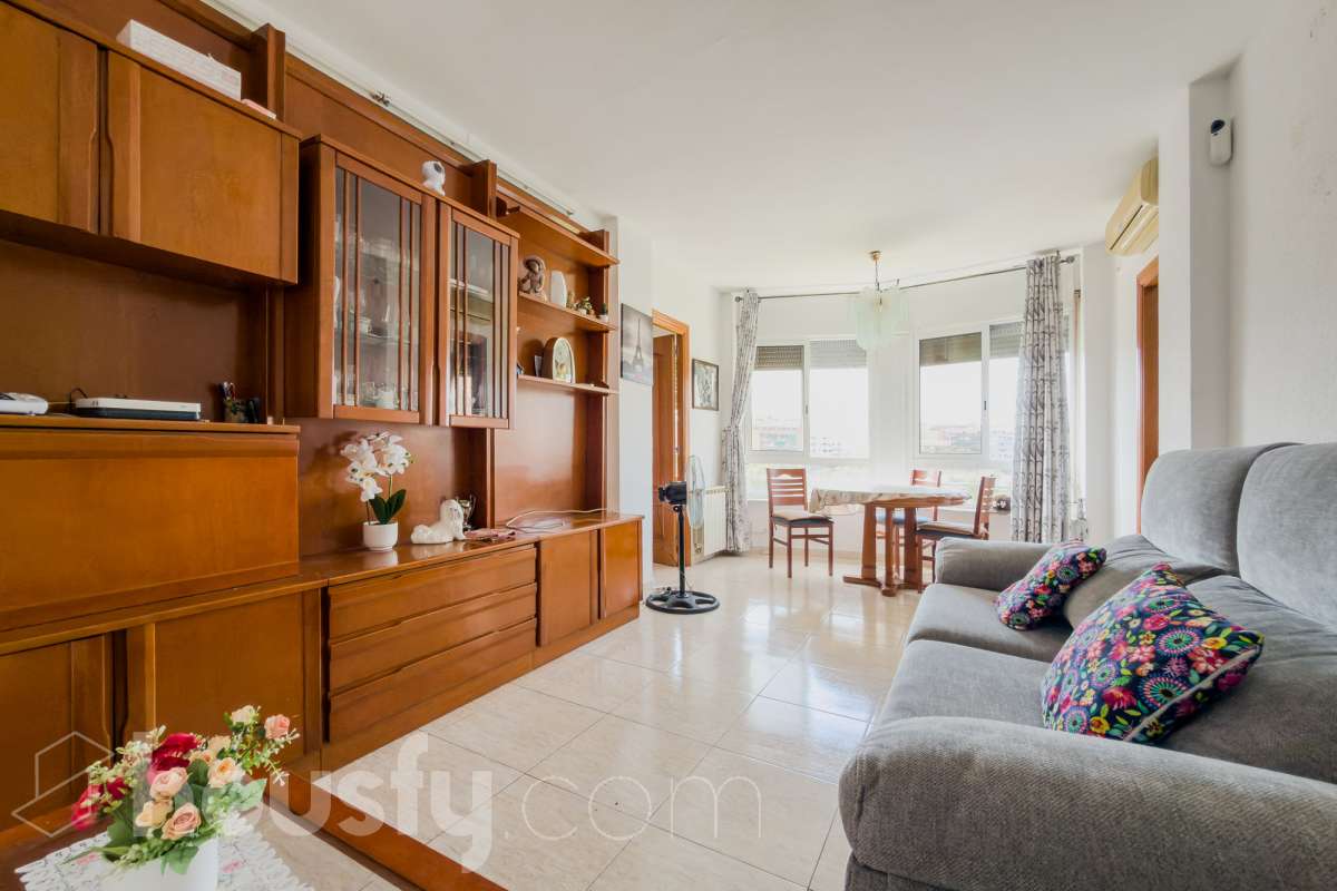 Piso en venta en Gran Via de les Corts Catalanes, Sant Martí, Barcelona-1