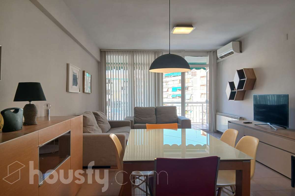 Piso en alquiler en Av. Gran Via de Carles III, Les Corts, Barcelona-0