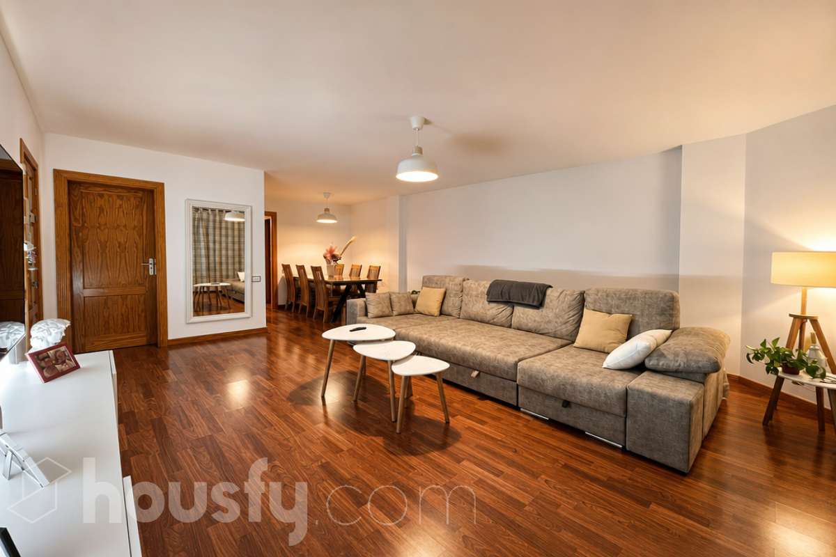 Piso en venta en Calle Vascongadas,  Puerto del Rosario-1